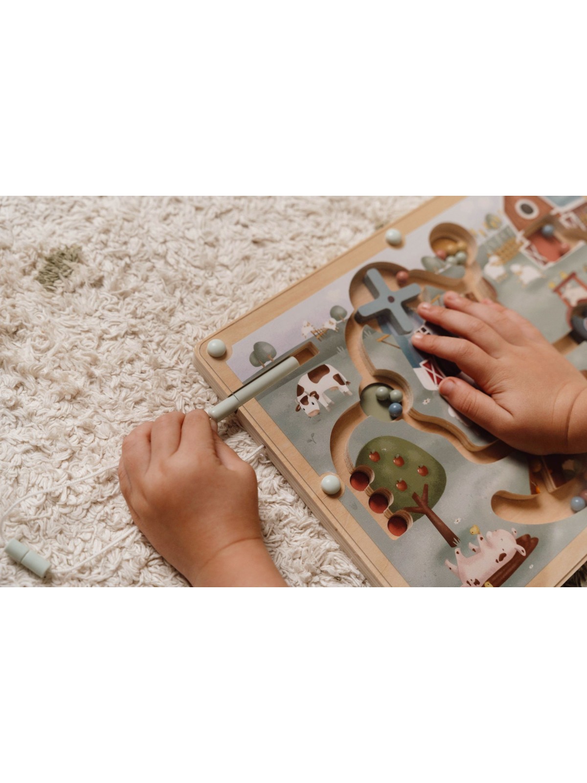 Labyrinthe magnétique en bois FSC - Little Farm